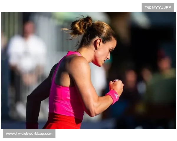 萨卡里在WTA500查尔斯顿站首轮强势击败斯塔库斯奇成功晋级二轮