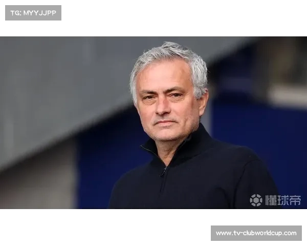 穆里尼奥谈欧冠淘汰赛：早该回家不应再踢欧联
